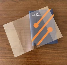 Shaffof plastik kitob qopqog'i yenglari